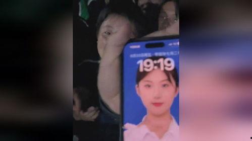 娱乐吃瓜君的直播照片,揭秘幕后花絮大揭秘！